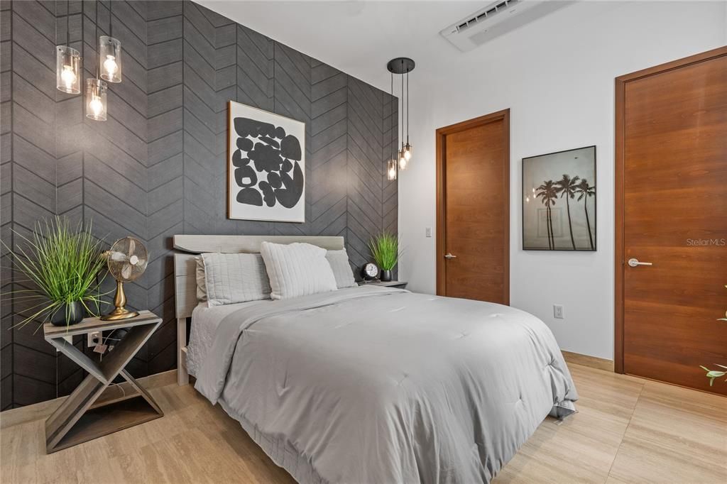 待售: $5,699,000 (3 贝兹, 3 浴室, 2400 平方英尺)