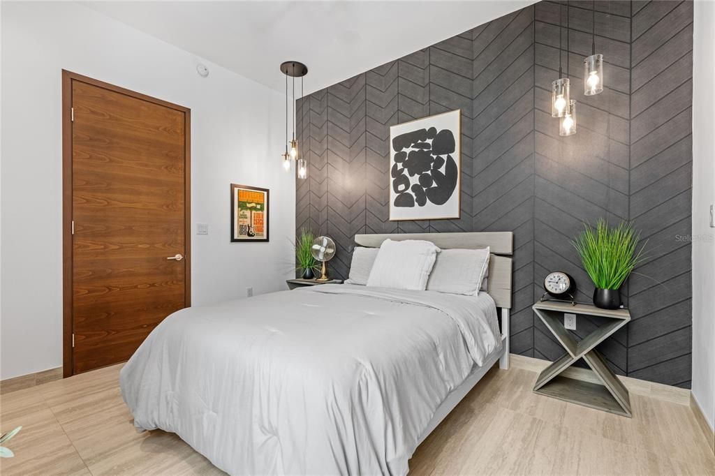 待售: $5,699,000 (3 贝兹, 3 浴室, 2400 平方英尺)