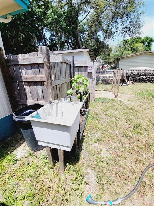 待售: $157,000 (2 贝兹, 2 浴室, 784 平方英尺)