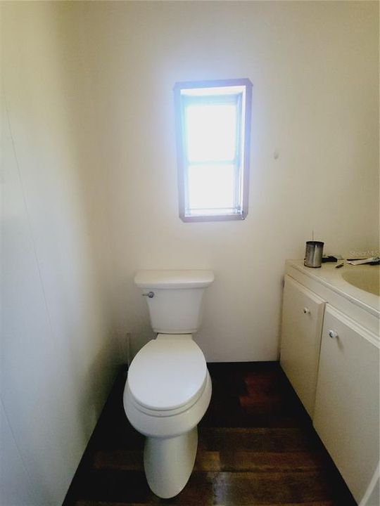 待售: $157,000 (2 贝兹, 2 浴室, 784 平方英尺)