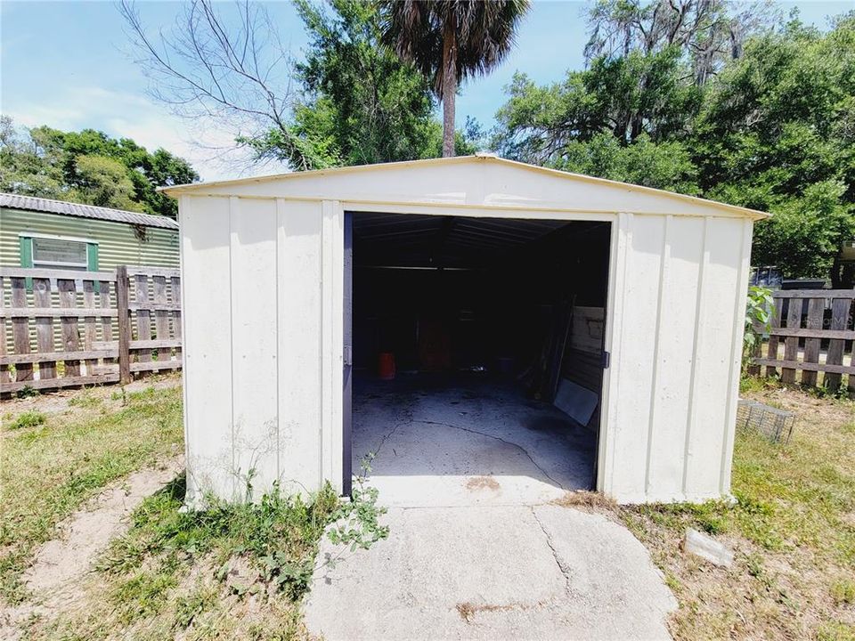 待售: $157,000 (2 贝兹, 2 浴室, 784 平方英尺)