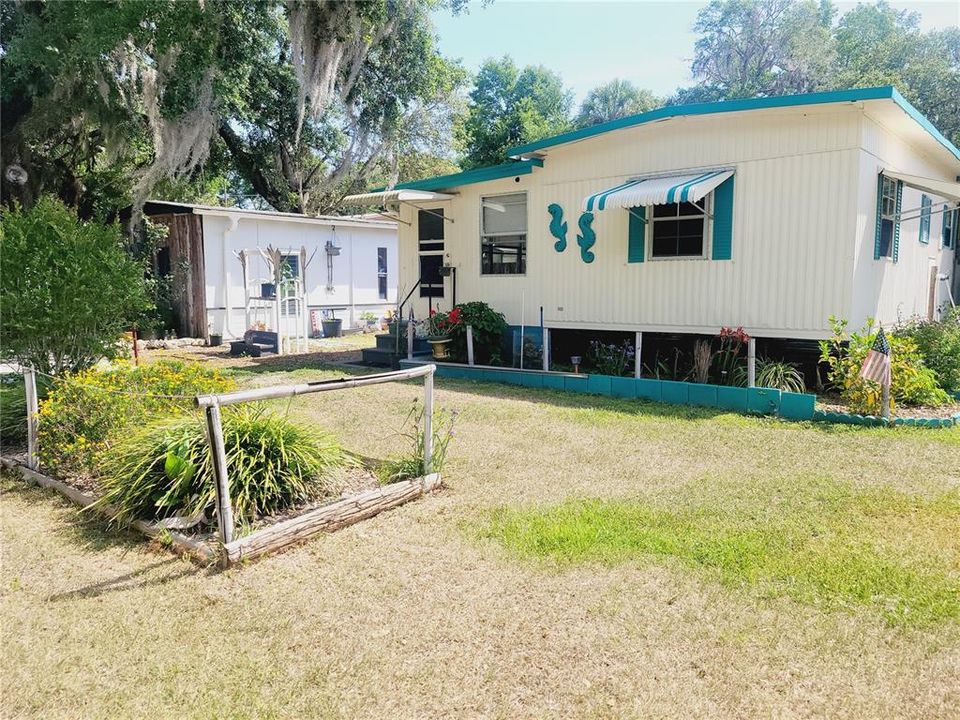 待售: $157,000 (2 贝兹, 2 浴室, 784 平方英尺)