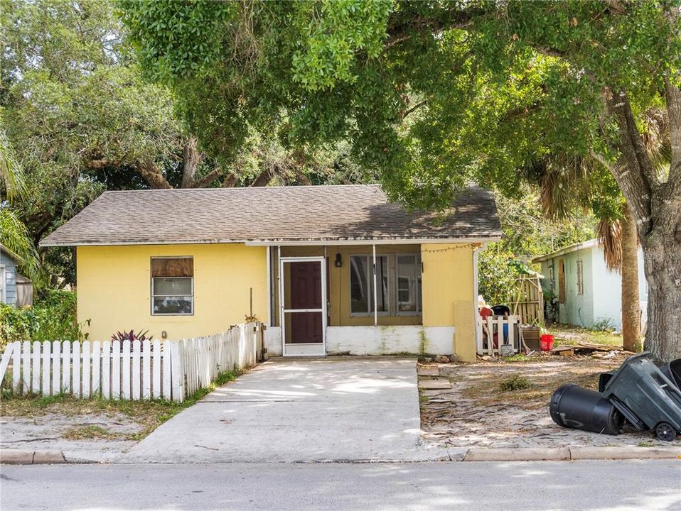 Vendido Recientemente: $164,900 (2 camas, 1 baños, 686 Pies cuadrados)