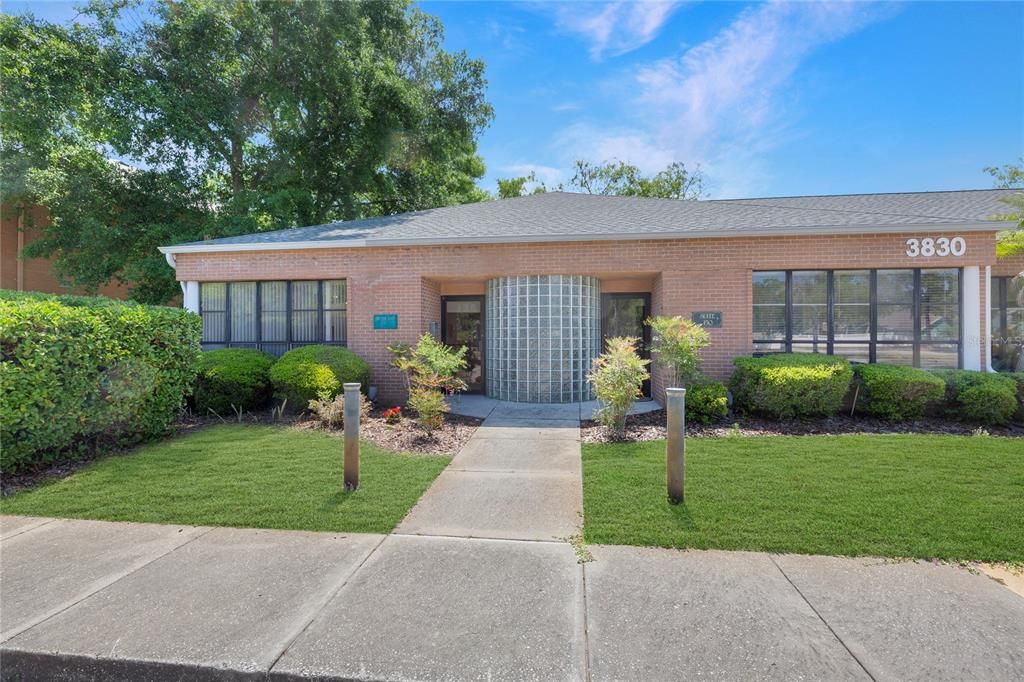 На продажу: $450,000 (0 спален, 0 ванн, 1175 Квадратных фут)