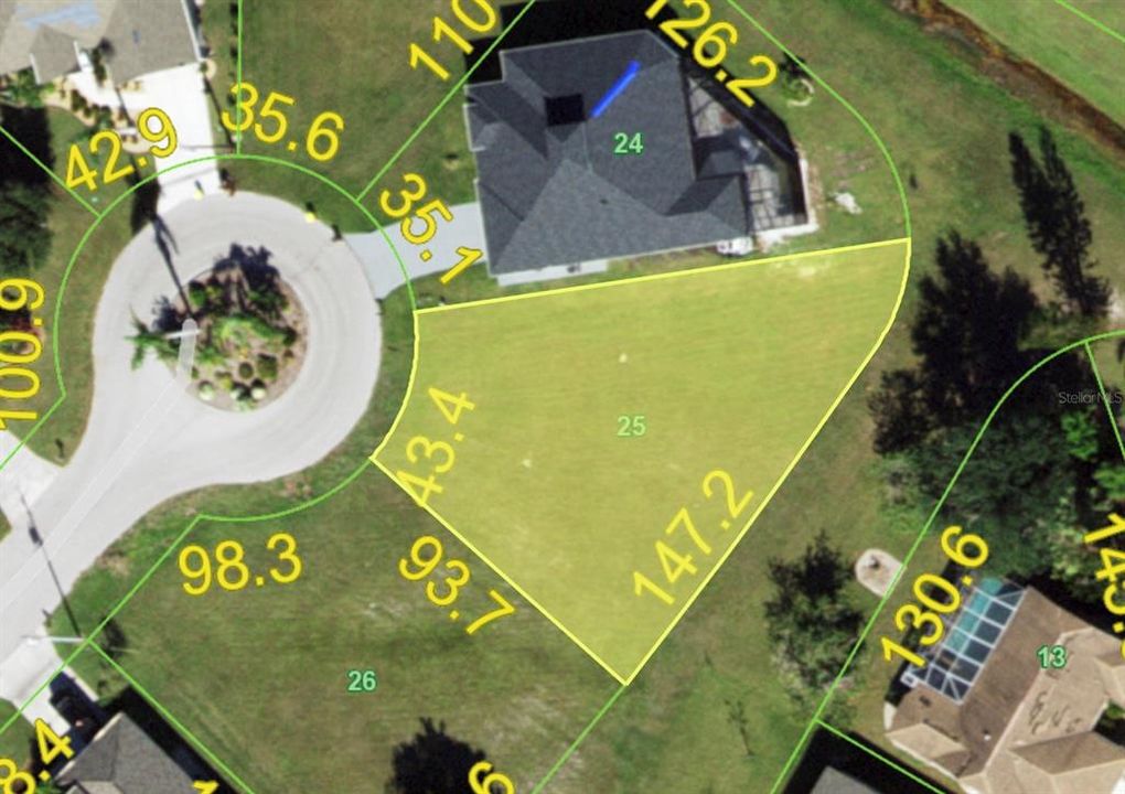 На продажу: $57,000 (0.23 acres)