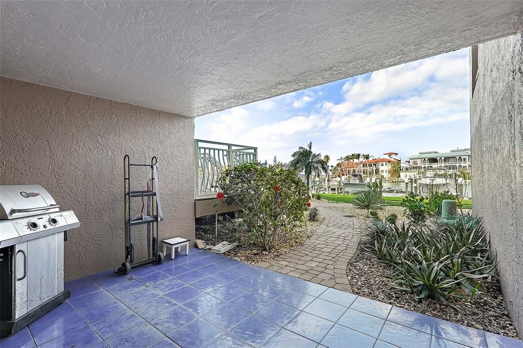 合同活跃: $795,000 (2 贝兹, 2 浴室, 1650 平方英尺)