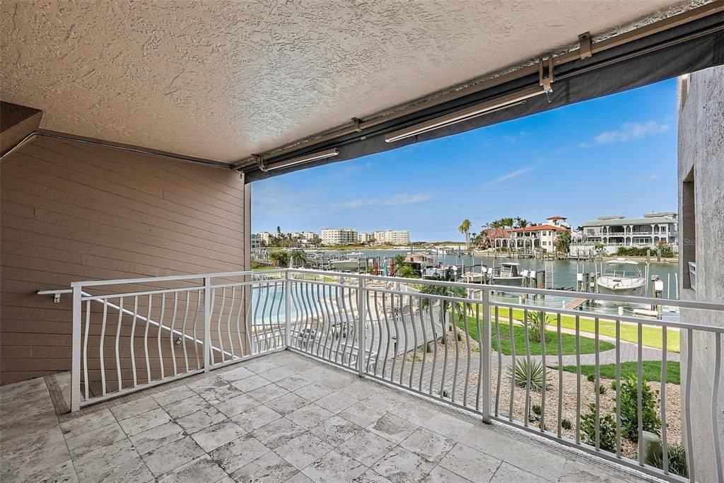 合同活跃: $795,000 (2 贝兹, 2 浴室, 1650 平方英尺)