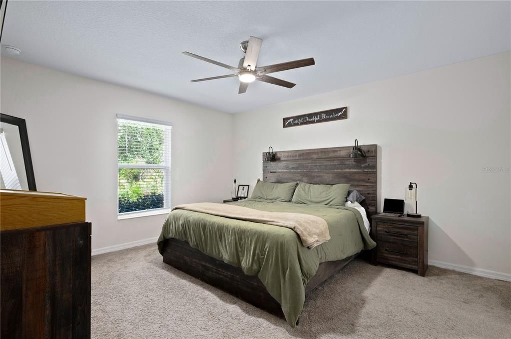 For Sale: $325,000 (3 beds, 2 baths, 1540 Square Feet)