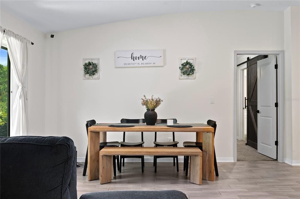 For Sale: $325,000 (3 beds, 2 baths, 1540 Square Feet)