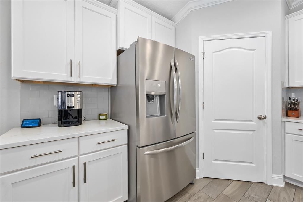 待售: $489,000 (4 贝兹, 2 浴室, 1856 平方英尺)