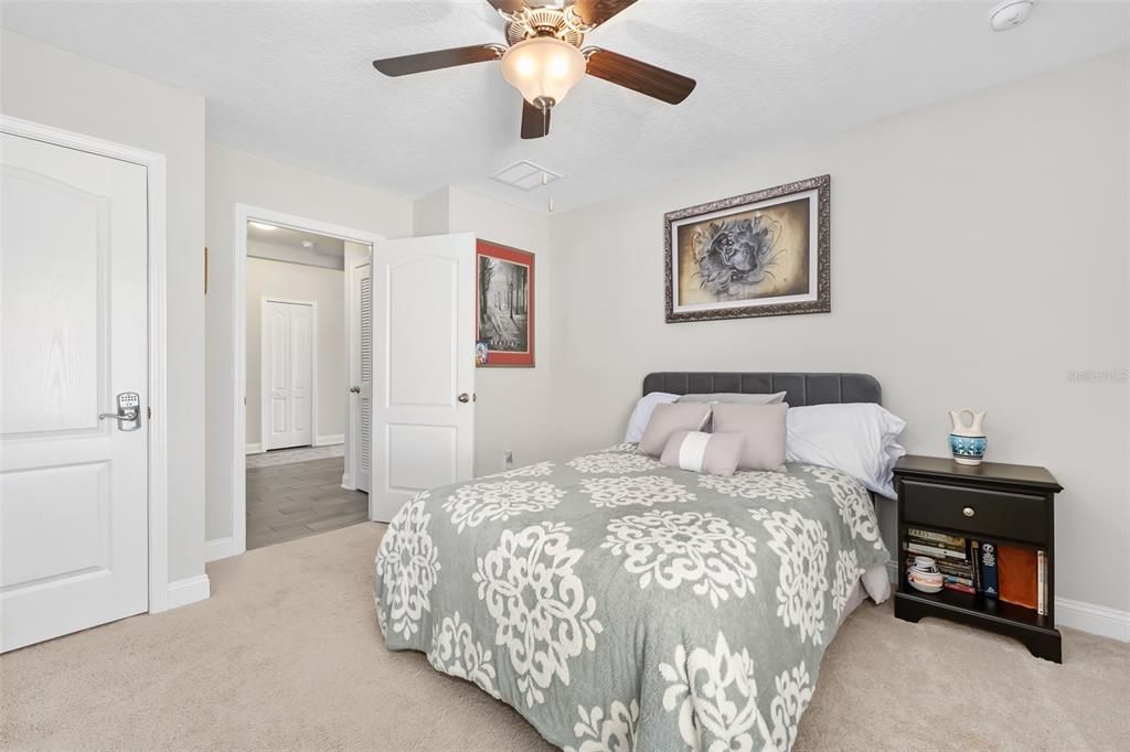 待售: $489,000 (4 贝兹, 2 浴室, 1856 平方英尺)