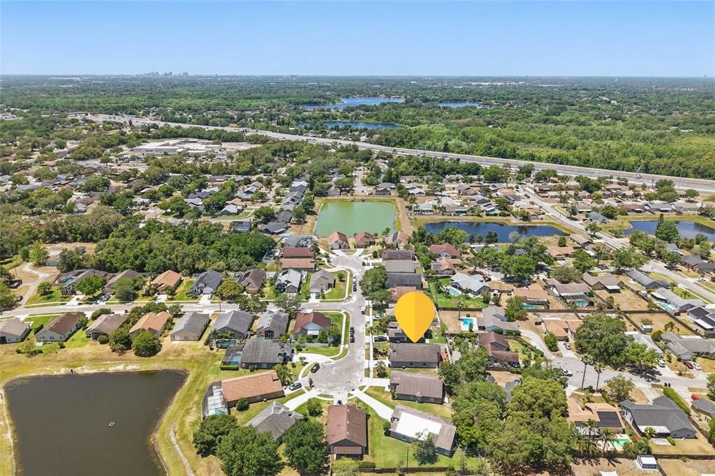 Activo con contrato: $469,000 (4 camas, 2 baños, 1965 Pies cuadrados)