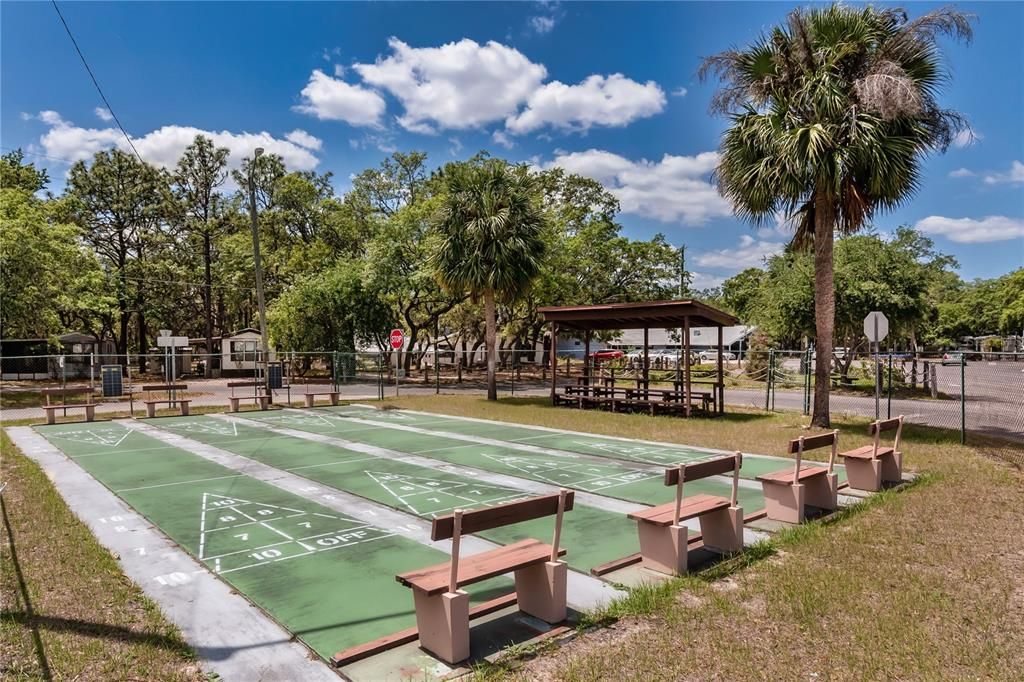 Active With Contract: $59,000 (1 beds, 1 baths, 816 Square Feet)