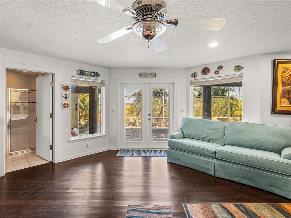 For Sale: $1,975,000 (4 beds, 3 baths, 3415 Square Feet)