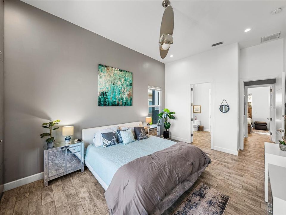 For Sale: $1,975,000 (4 beds, 3 baths, 3415 Square Feet)