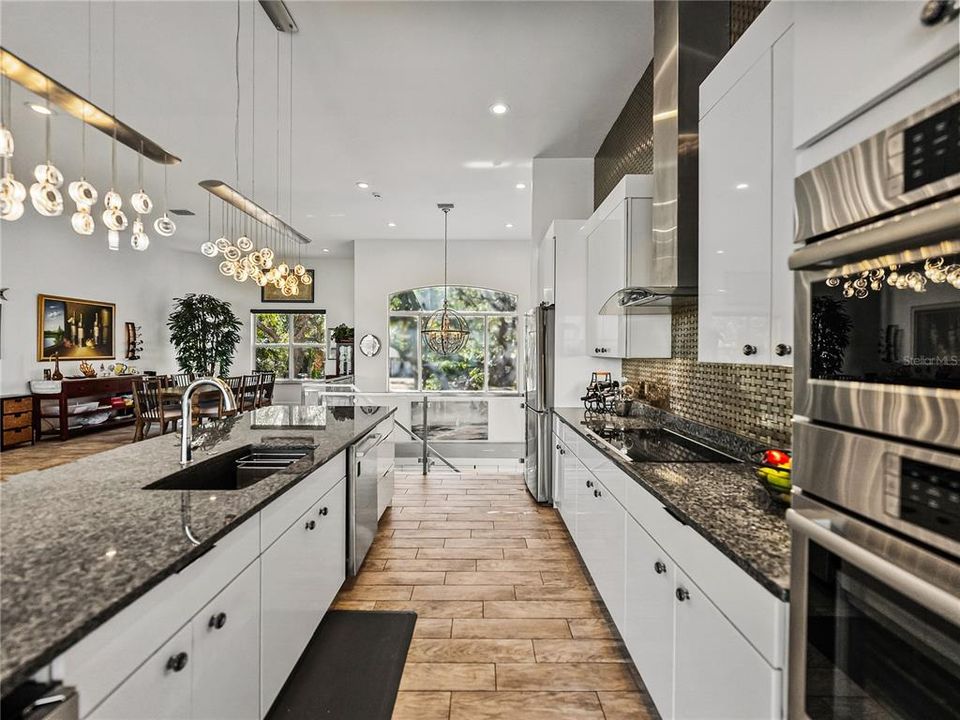 For Sale: $1,975,000 (4 beds, 3 baths, 3415 Square Feet)