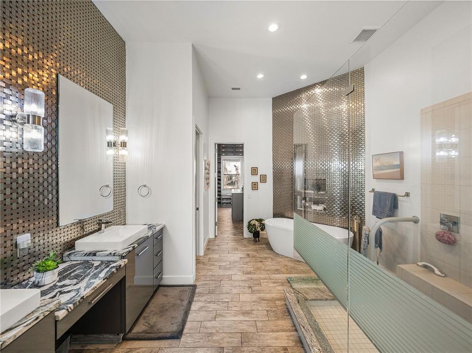 For Sale: $1,975,000 (4 beds, 3 baths, 3415 Square Feet)