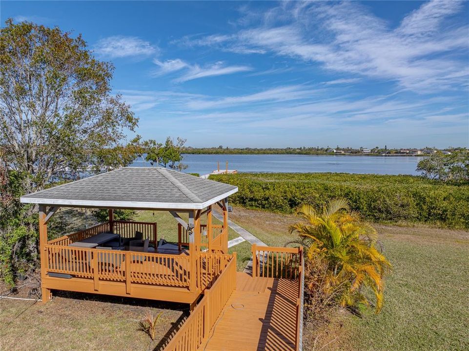 For Sale: $1,975,000 (4 beds, 3 baths, 3415 Square Feet)