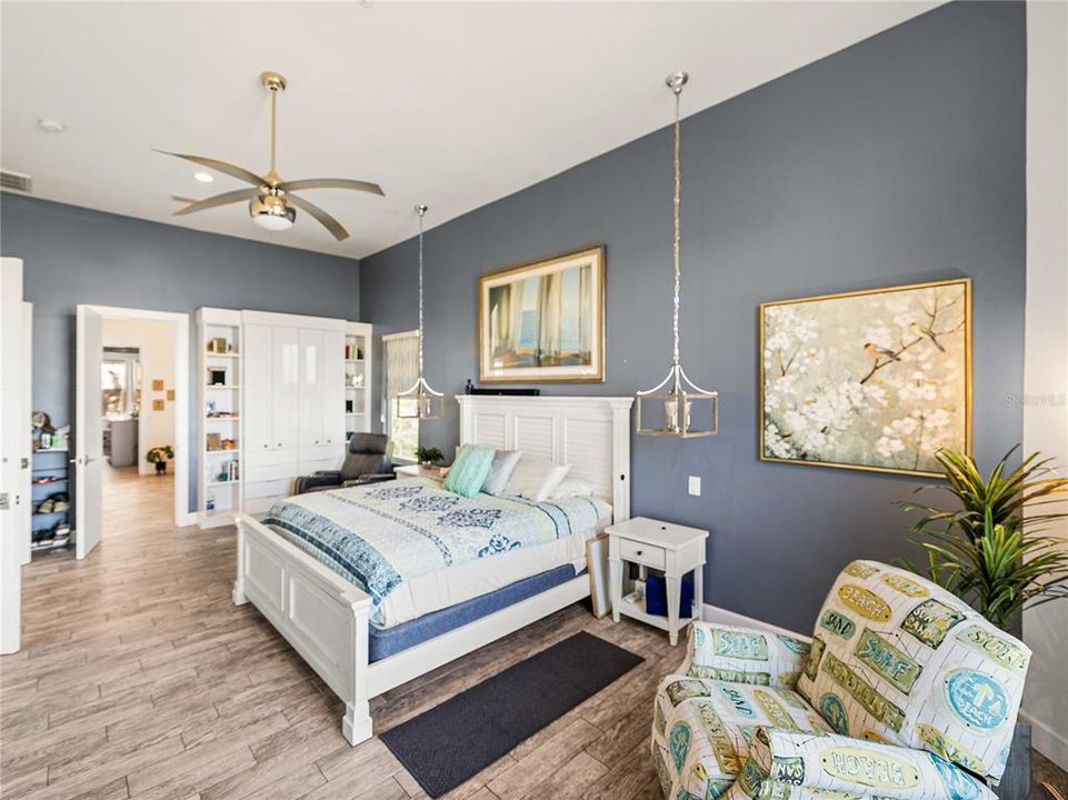 For Sale: $1,975,000 (4 beds, 3 baths, 3415 Square Feet)