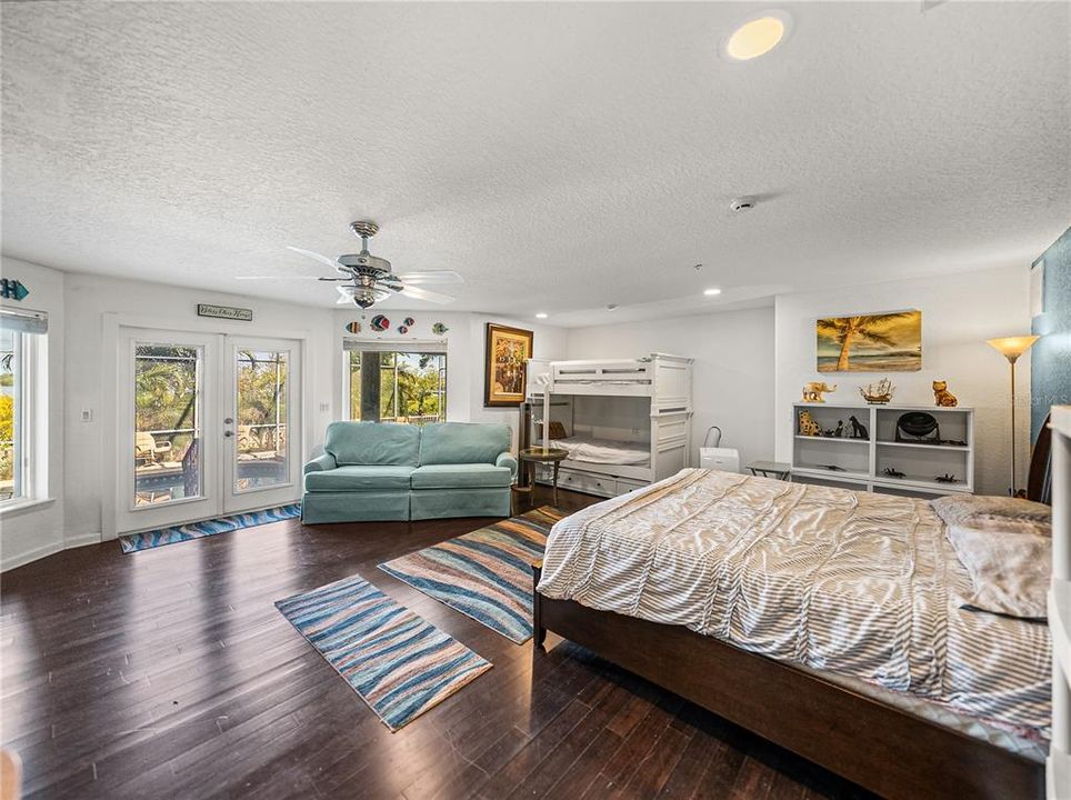 For Sale: $1,975,000 (4 beds, 3 baths, 3415 Square Feet)