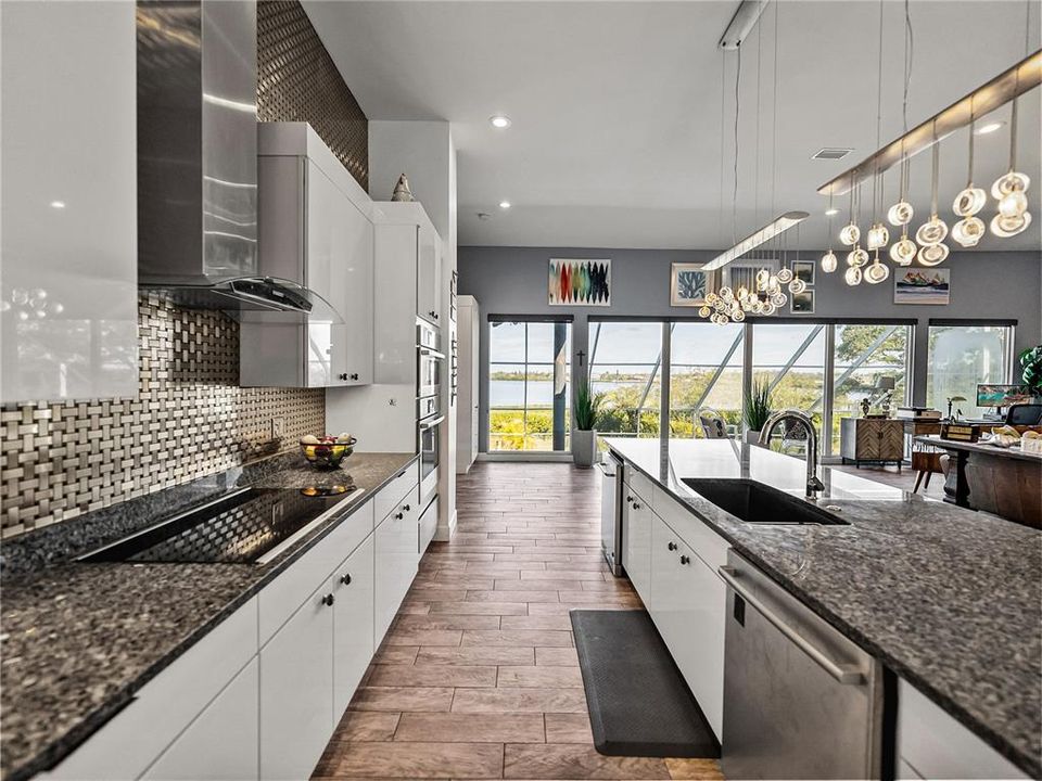 For Sale: $1,975,000 (4 beds, 3 baths, 3415 Square Feet)