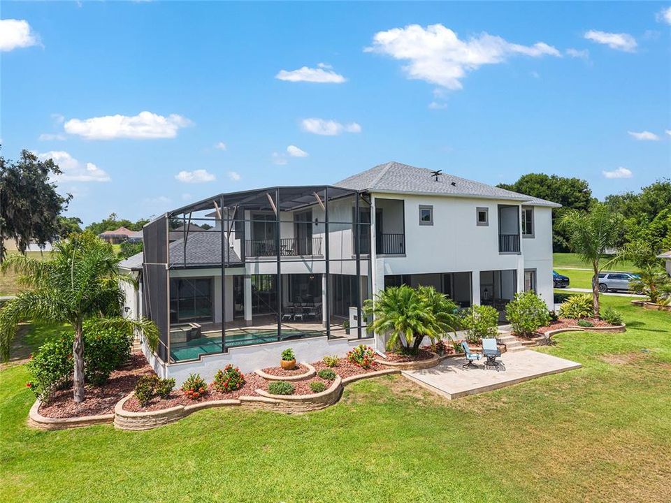 For Sale: $1,325,000 (5 beds, 4 baths, 3845 Square Feet)