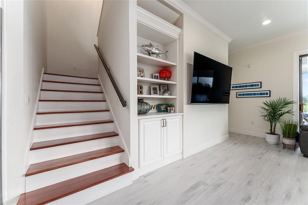 For Sale: $1,325,000 (5 beds, 4 baths, 3845 Square Feet)