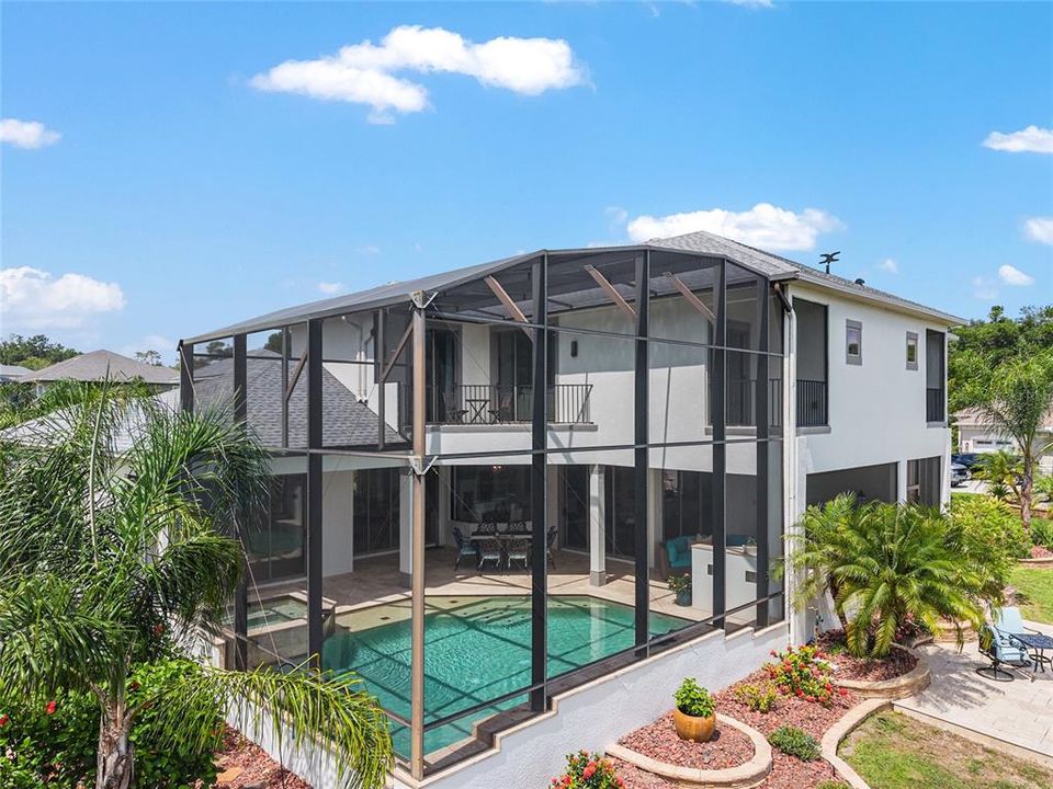 For Sale: $1,325,000 (5 beds, 4 baths, 3845 Square Feet)