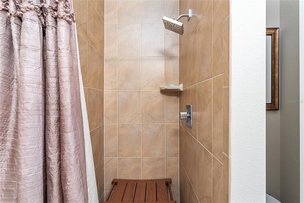 For Sale: $1,325,000 (5 beds, 4 baths, 3845 Square Feet)