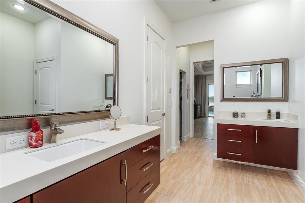 For Sale: $1,325,000 (5 beds, 4 baths, 3845 Square Feet)