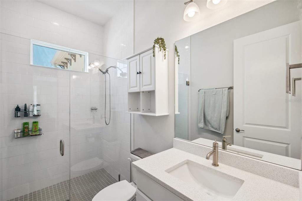 En Venta: $1,695,000 (5 camas, 6 baños, 4296 Pies cuadrados)