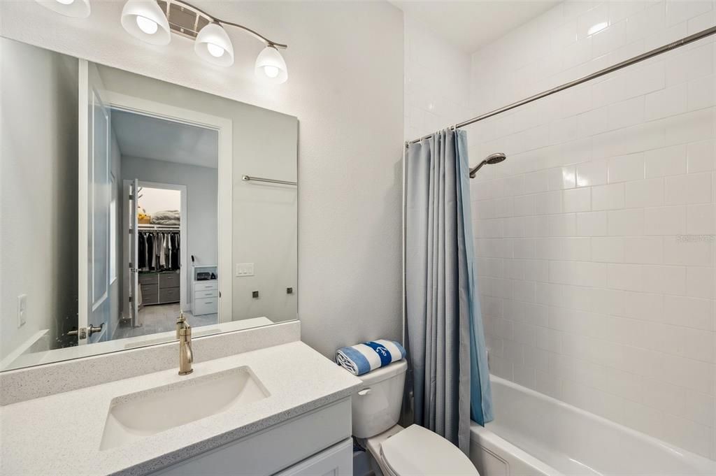 En Venta: $1,695,000 (5 camas, 6 baños, 4296 Pies cuadrados)