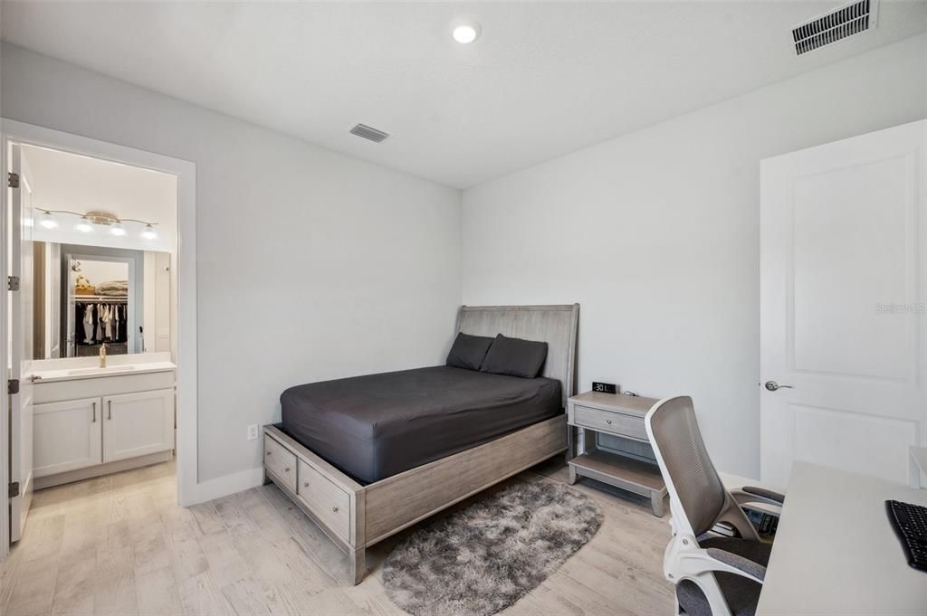 En Venta: $1,695,000 (5 camas, 6 baños, 4296 Pies cuadrados)