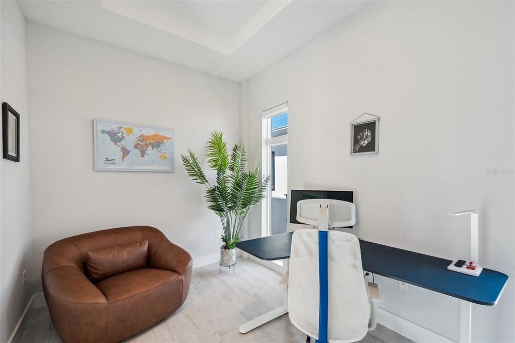 En Venta: $1,695,000 (5 camas, 6 baños, 4296 Pies cuadrados)