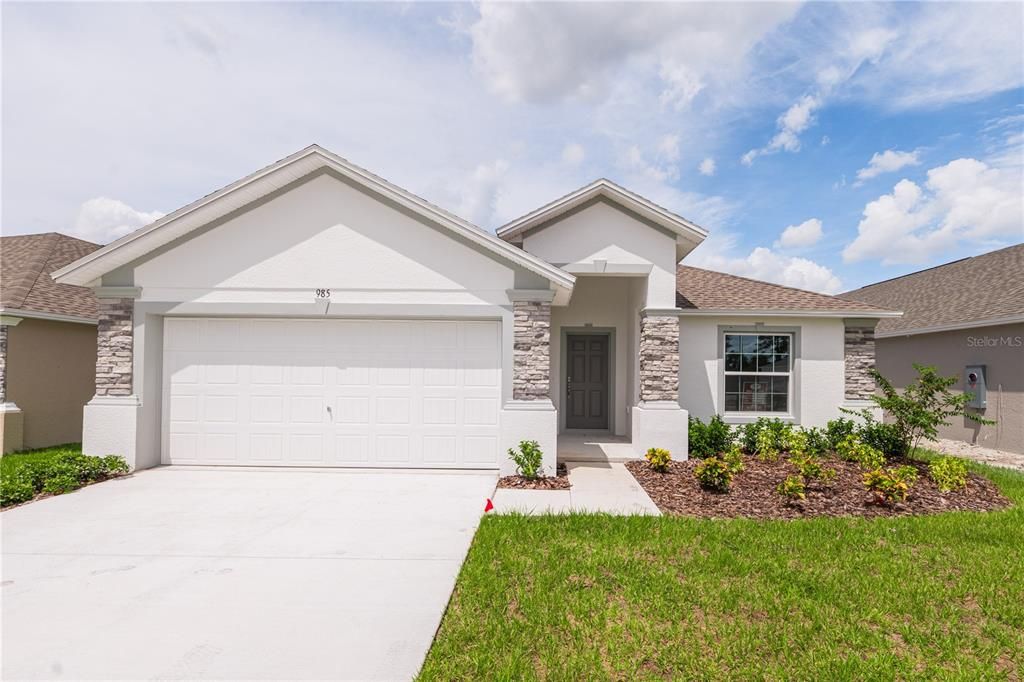 Recently Sold: $273,900 (3 beds, 2 baths, 1266 Square Feet)