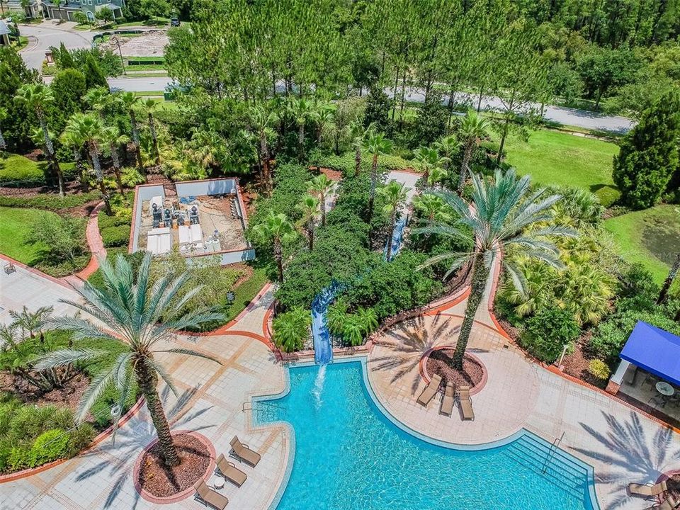 合同活跃: $635,000 (4 贝兹, 2 浴室, 3000 平方英尺)