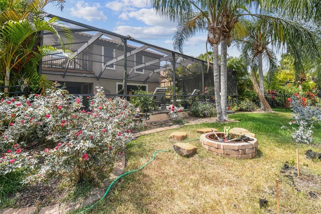 合同活跃: $635,000 (4 贝兹, 2 浴室, 3000 平方英尺)