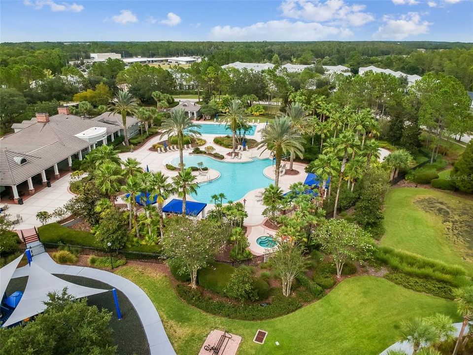 合同活跃: $635,000 (4 贝兹, 2 浴室, 3000 平方英尺)