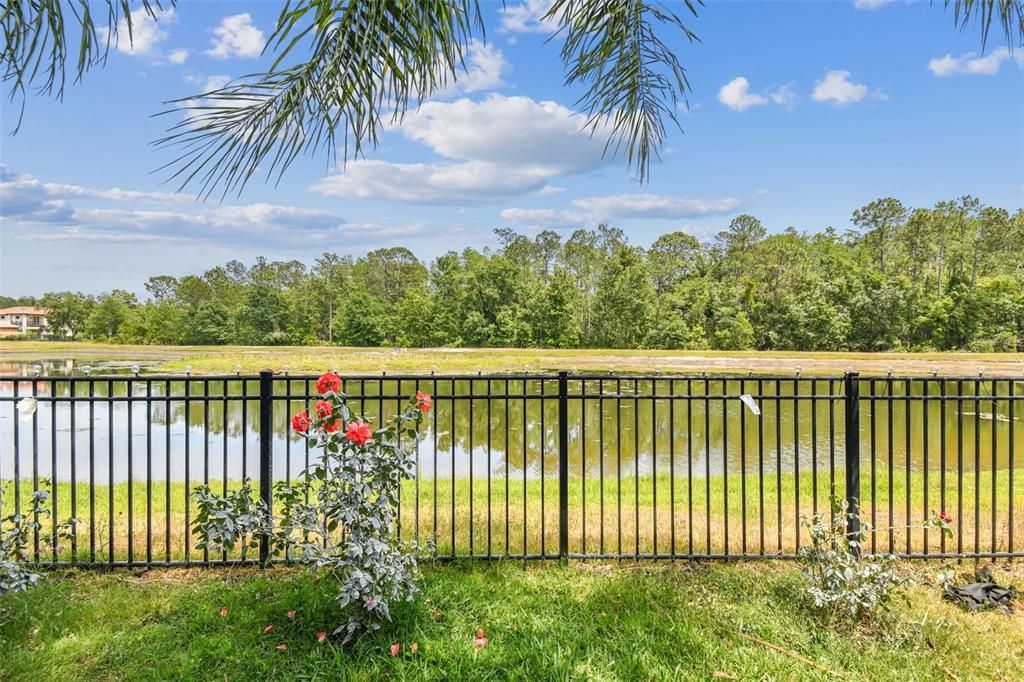 合同活跃: $635,000 (4 贝兹, 2 浴室, 3000 平方英尺)