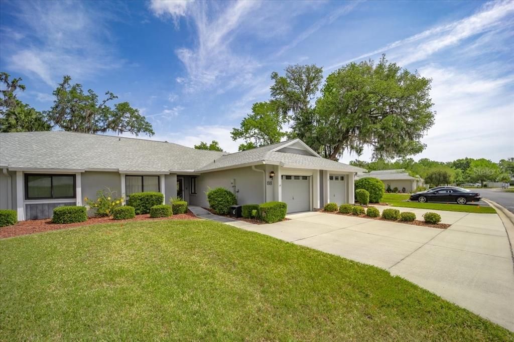 For Sale: $269,000 (2 beds, 2 baths, 1269 Square Feet)