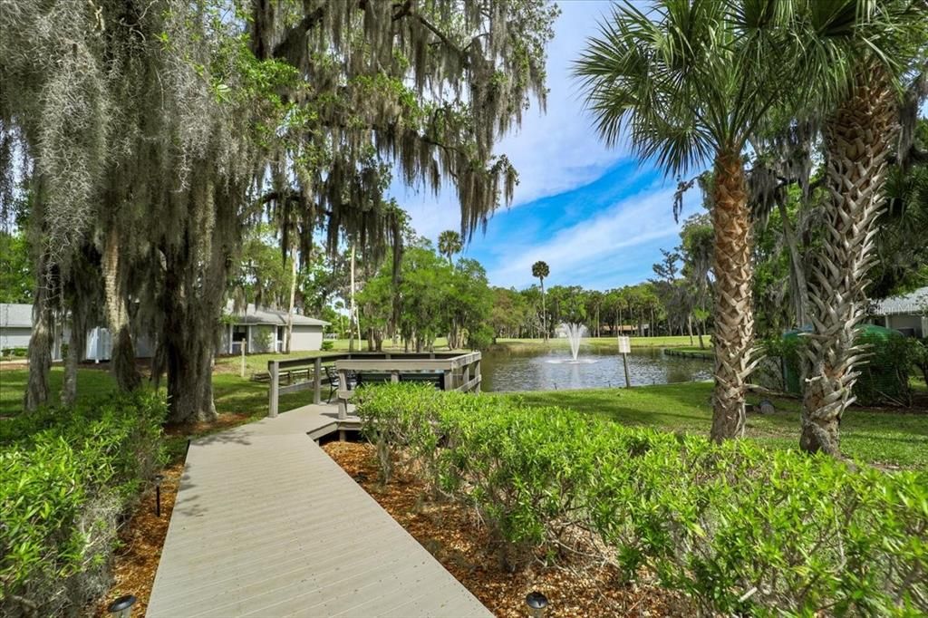 For Sale: $269,000 (2 beds, 2 baths, 1269 Square Feet)