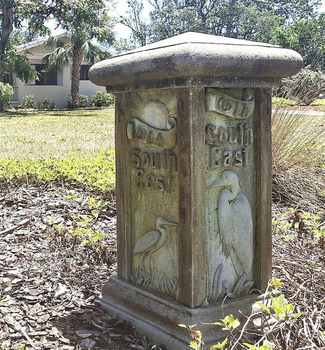 Activo con contrato: $575,000 (3 camas, 2 baños, 2544 Pies cuadrados)