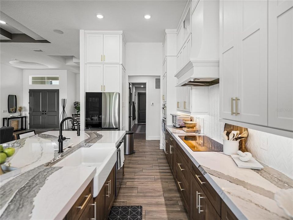 For Sale: $1,399,000 (3 beds, 3 baths, 3201 Square Feet)