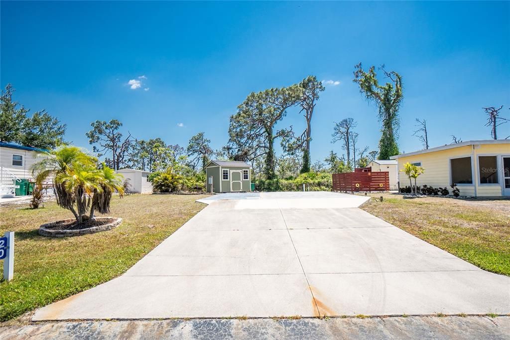 合同活跃: $98,900 (0.12 acres)