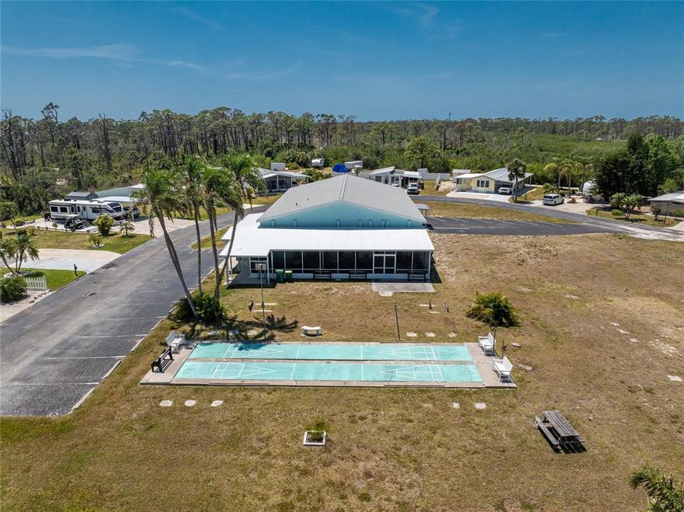 合同活跃: $98,900 (0.12 acres)