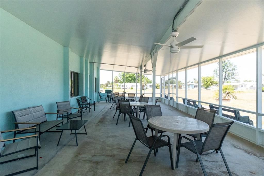 合同活跃: $98,900 (0.12 acres)