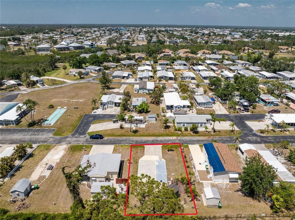 合同活跃: $98,900 (0.12 acres)