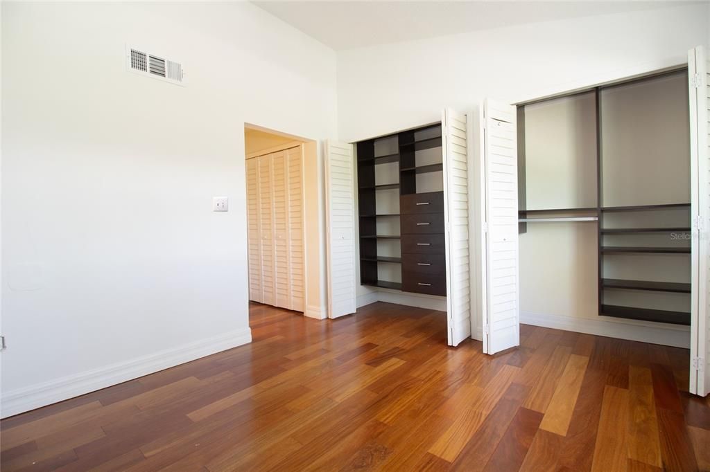 En Venta: $639,000 (2 camas, 2 baños, 1450 Pies cuadrados)