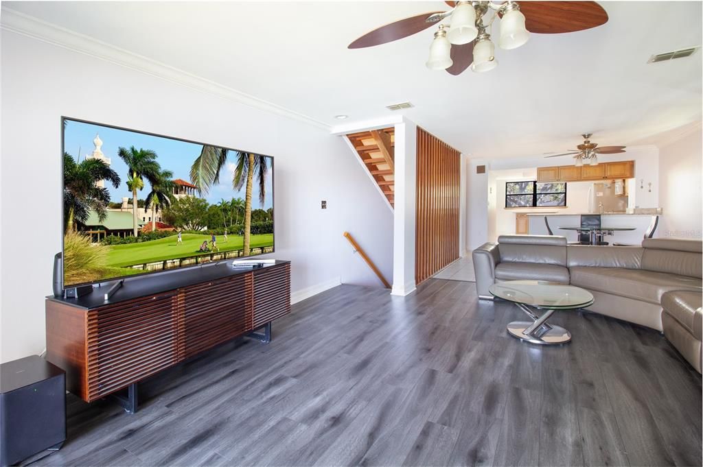 En Venta: $639,000 (2 camas, 2 baños, 1450 Pies cuadrados)