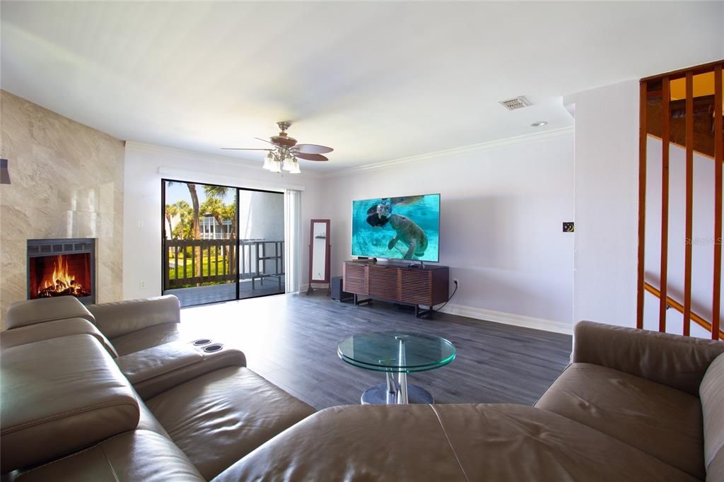 En Venta: $639,000 (2 camas, 2 baños, 1450 Pies cuadrados)